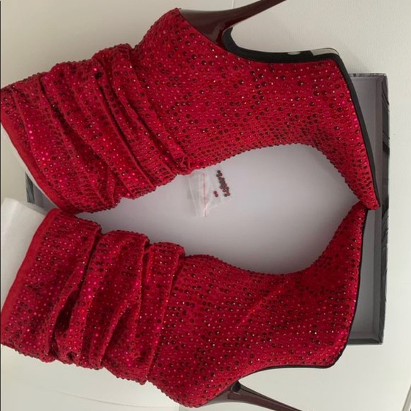 J Campbell boots with Swarovski crystals S-91/2-10 - Picture 2 of 9